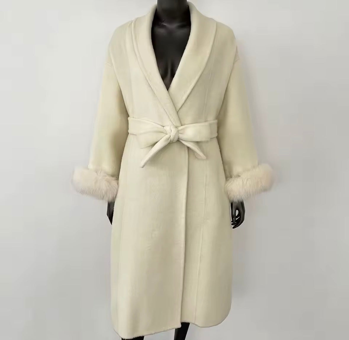 It Coat Long - White ( Pre order )