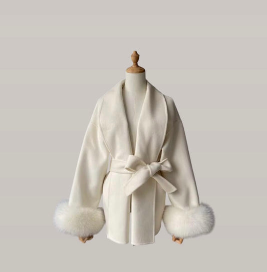 IT - COAT WHITE ( PRE ORDER )